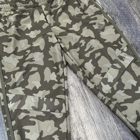 Adidas Pants Womens M Trio AOP Camo Soccer Regular Fit Tapered Zip Legs Training - Picture 4 of 16